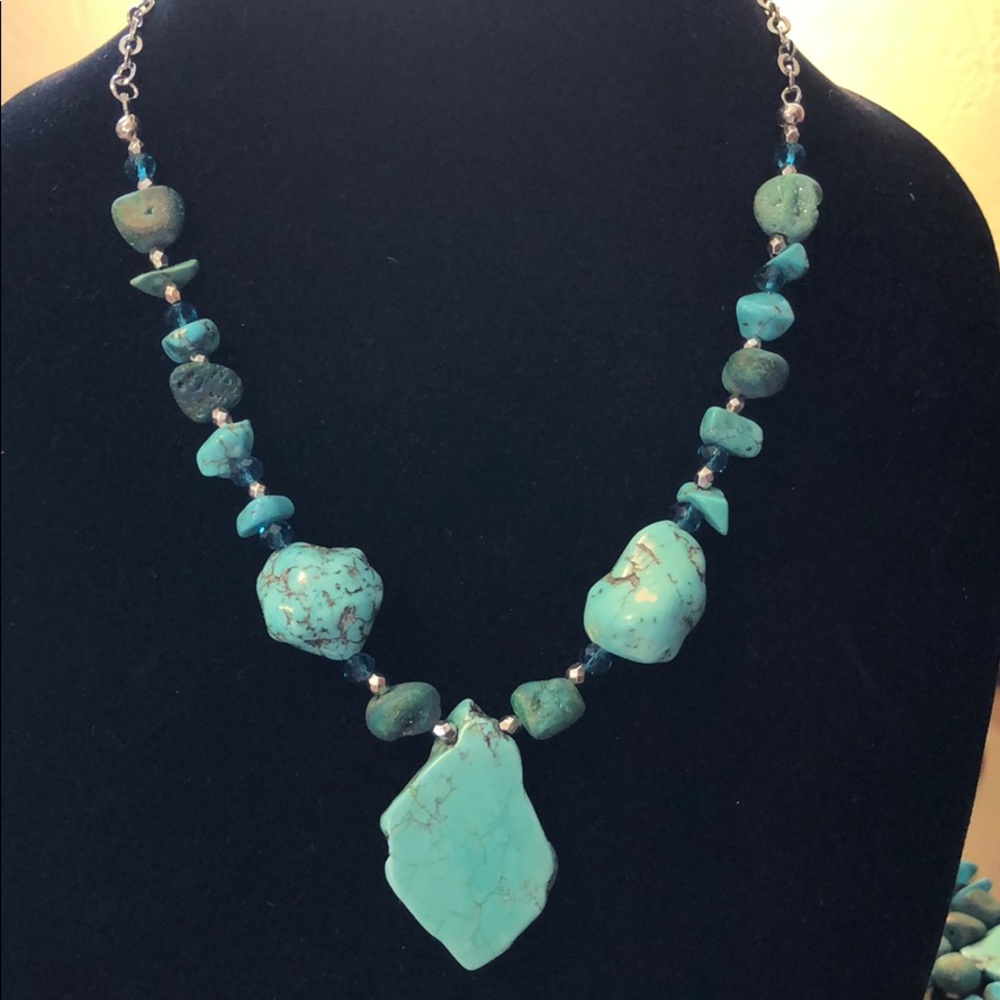 Handcrafted necklace